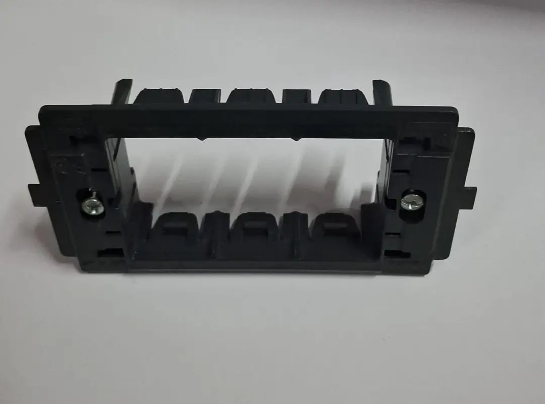 [GW24201] Bastidor original 3 módulos para Gewiss original